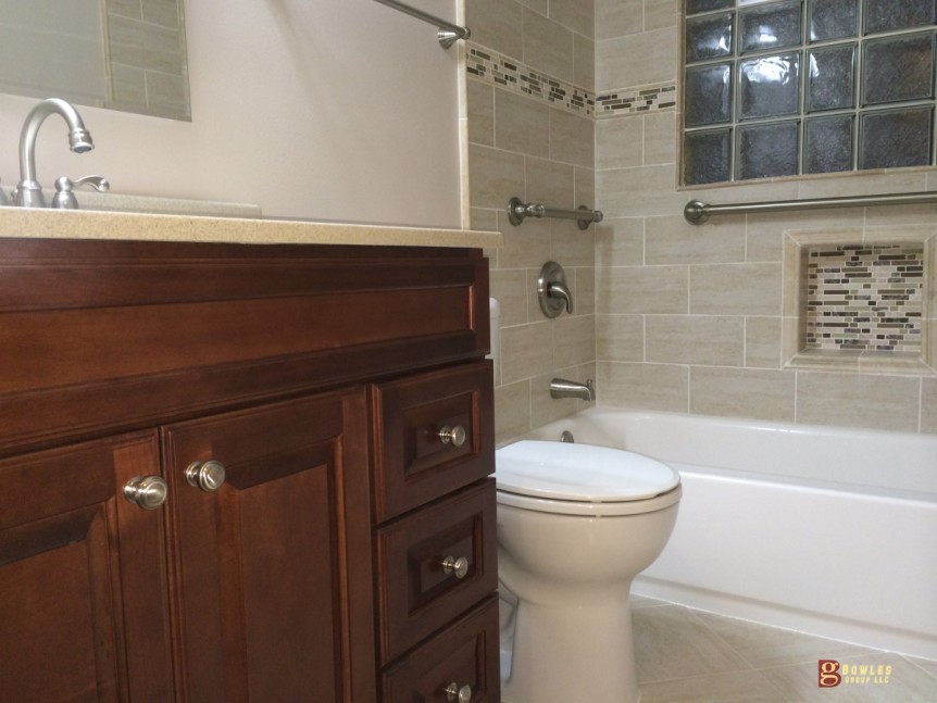 ADA Senior age in place bathroom remodeling Milwaukee, WI